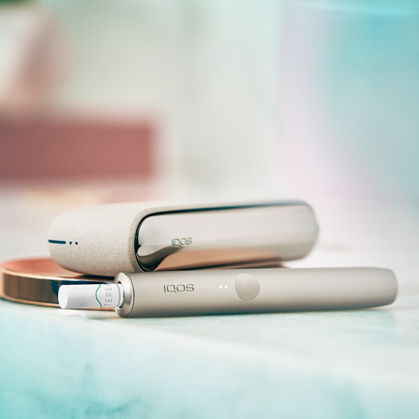 מכשיר IQOS ILUMA.
